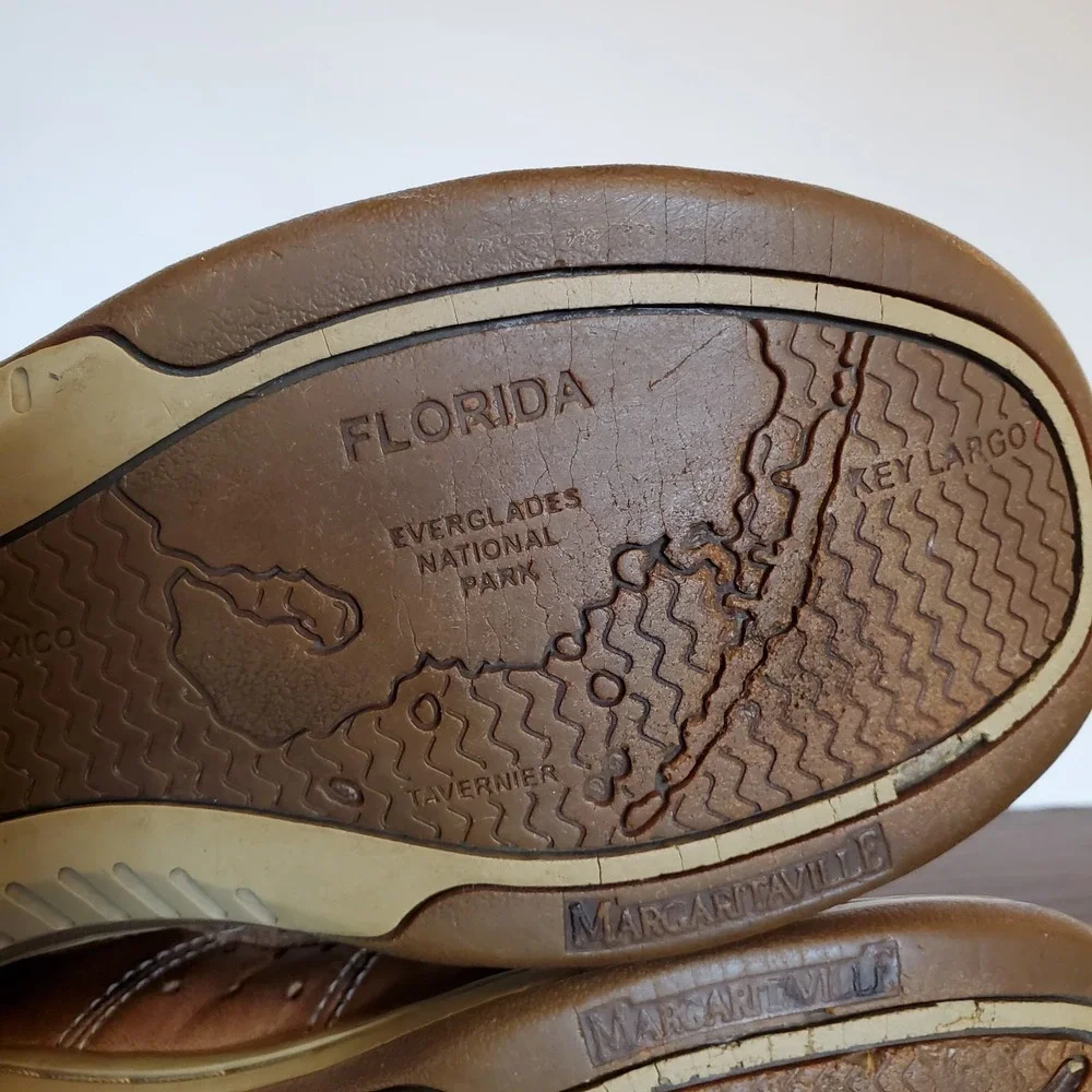 Margaritaville 'DREAMIN' Leather Mens Size 8 Anchor Tan Boat Shoes 2-Eye Loafers